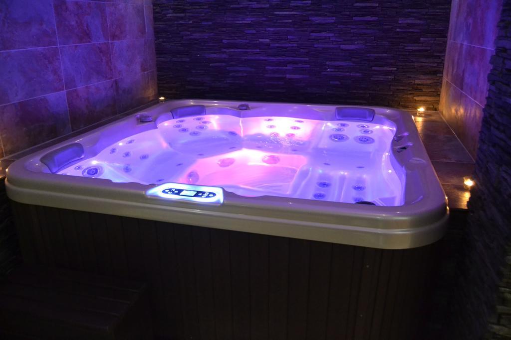 Wellness Hotel Sauna Мала-Моравка Экстерьер фото