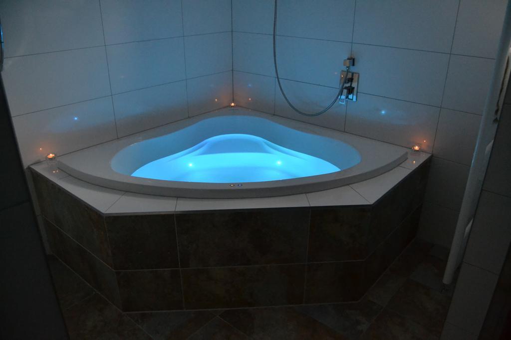 Wellness Hotel Sauna Мала-Моравка Экстерьер фото
