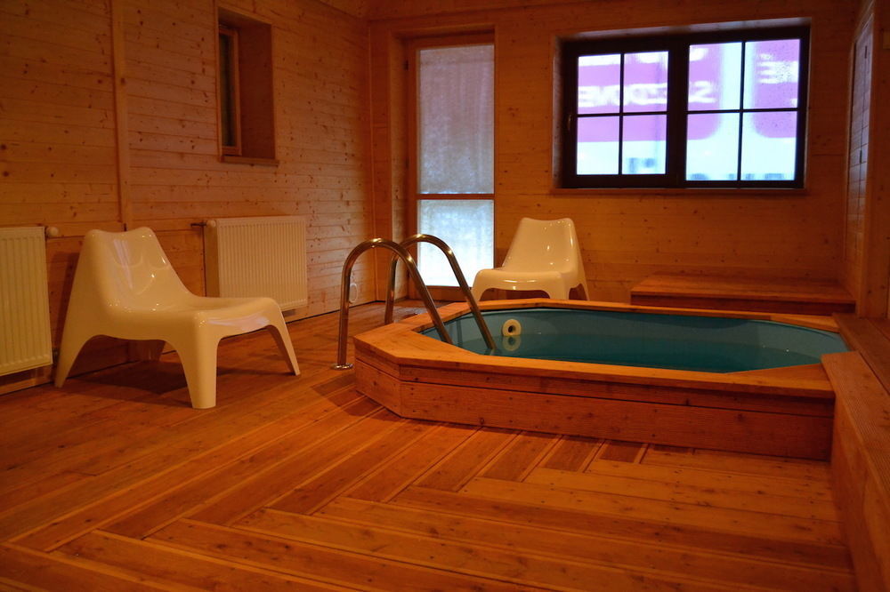 Wellness Hotel Sauna Мала-Моравка Экстерьер фото